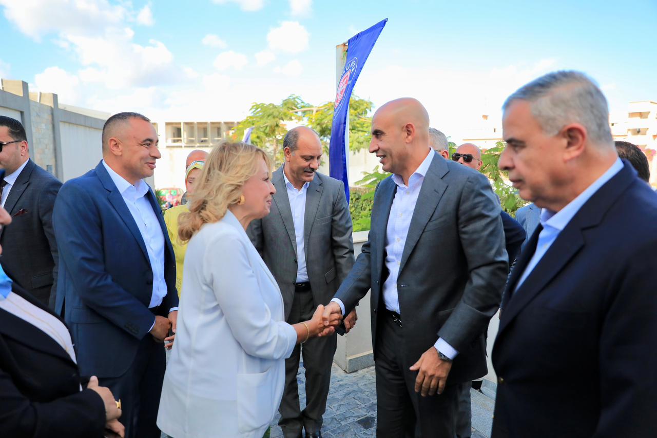 4وزير التربية والتعليم يتابع تطوير مدارس الإسكندرية