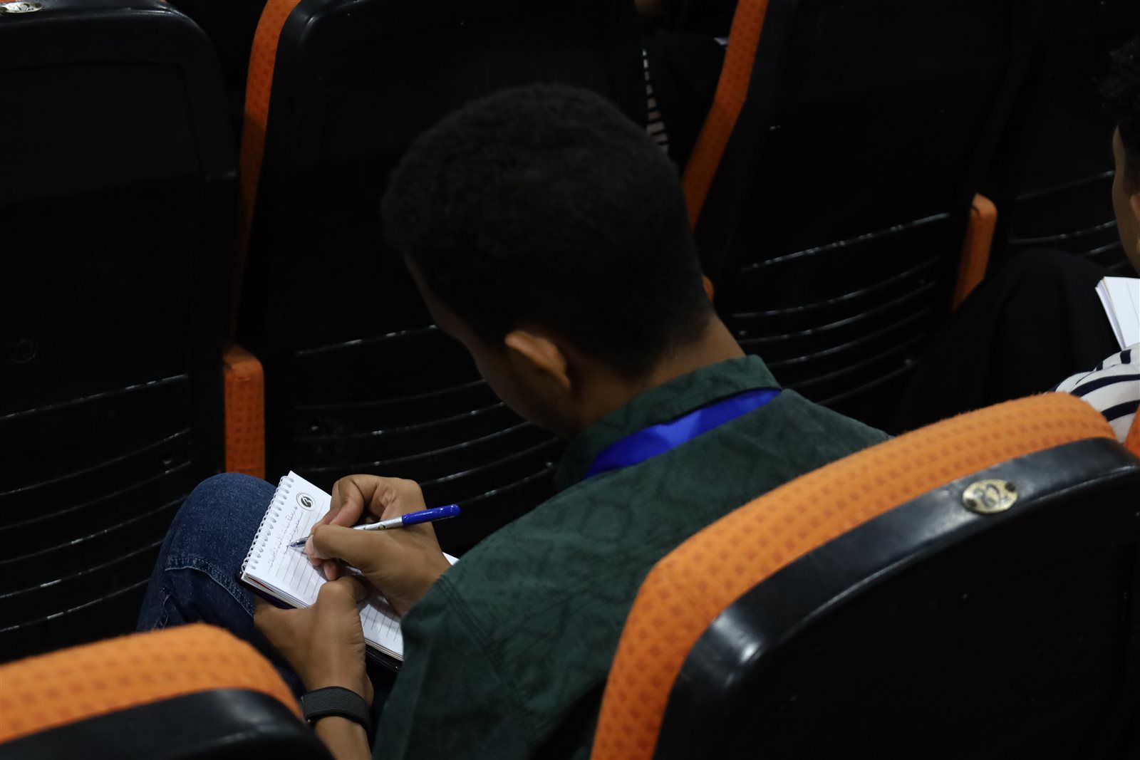 جامعة حلوان تطلق مبادرة أنا أيضًا مسؤول لتنمية وعي الطلاب