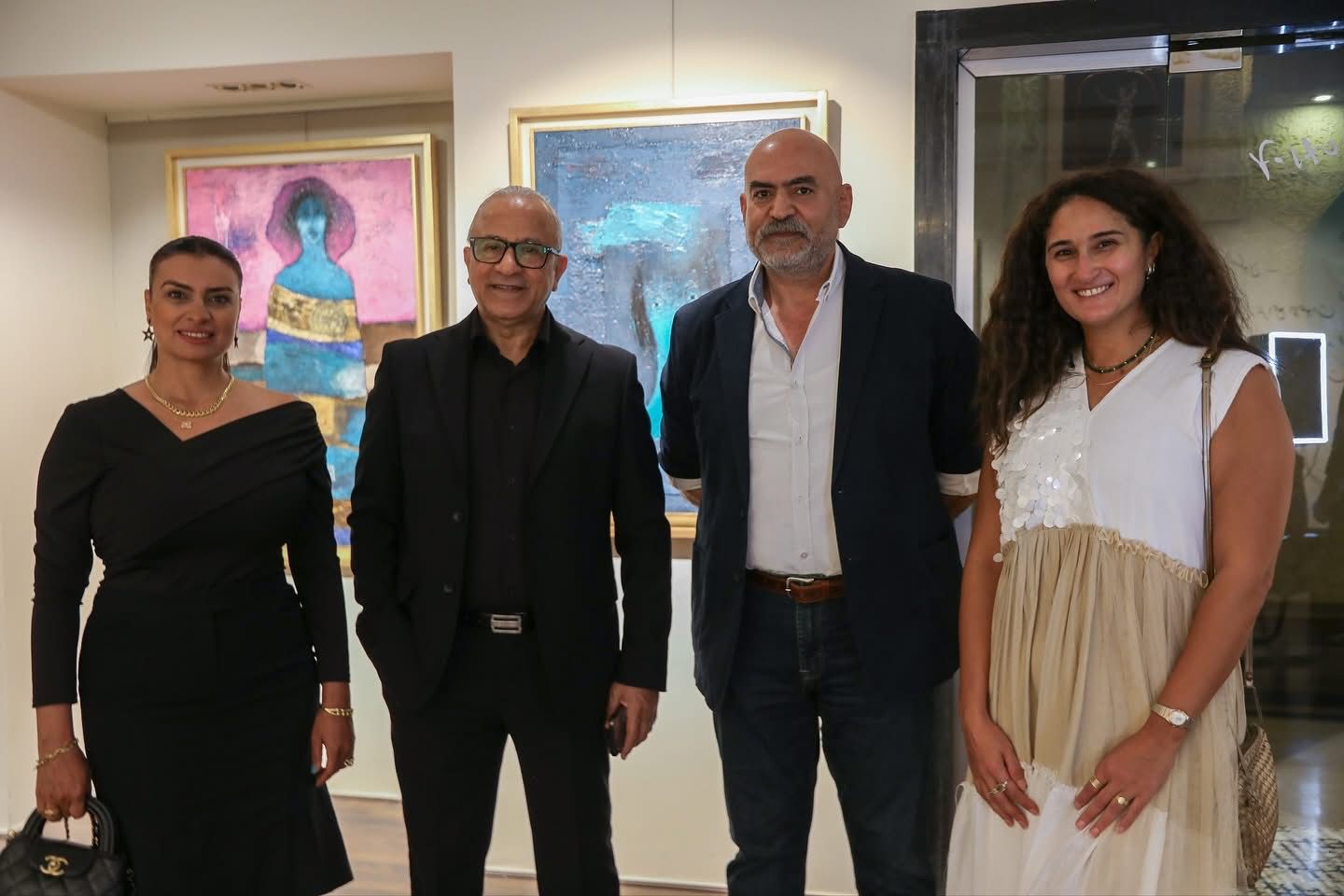 رئيس جامعة حلوان يفتتح معرض 