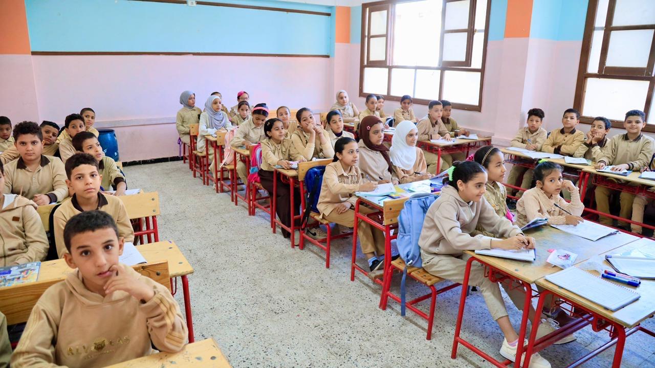 وزير التربية والتعليم يتابع سير العملية التعليمية بمحافظة الفيوم 