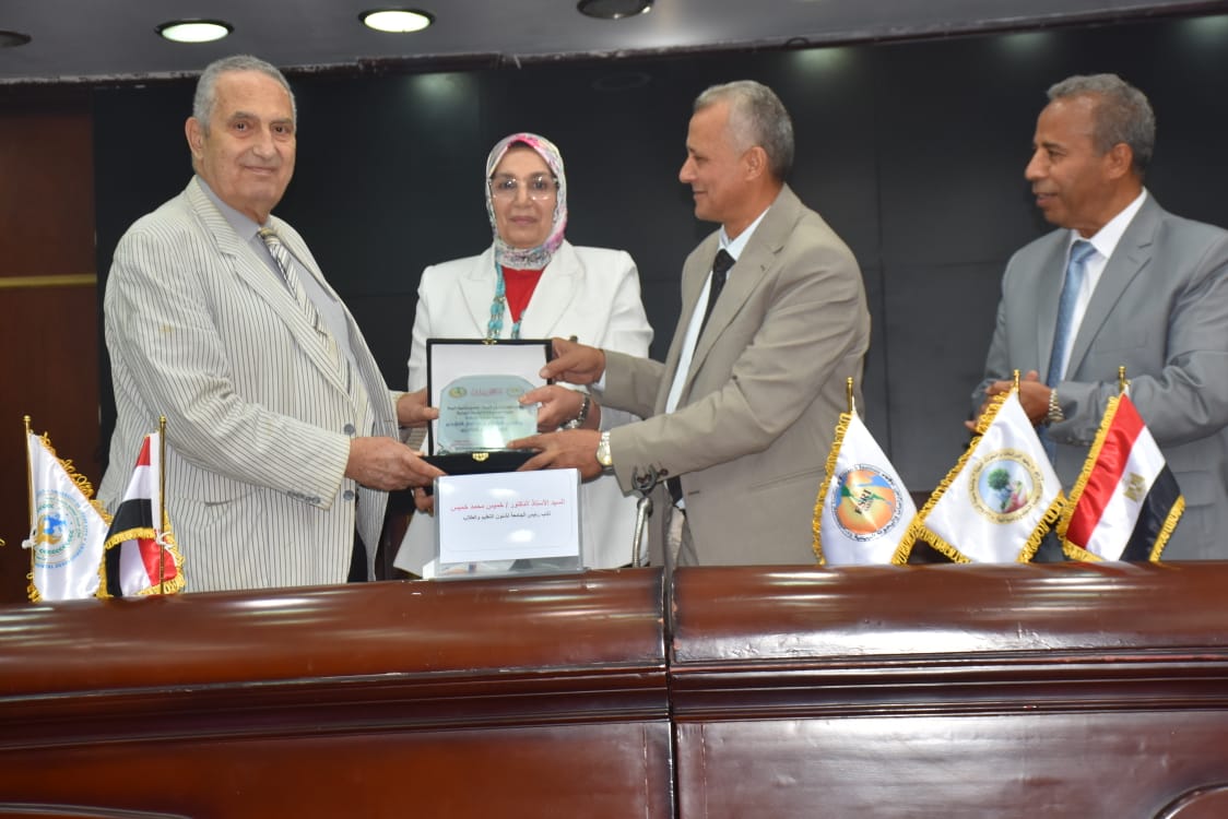 جامعة السادات تحتفل بيوم البيئة العربي 2025 دعمًا لرؤية مصر 2030