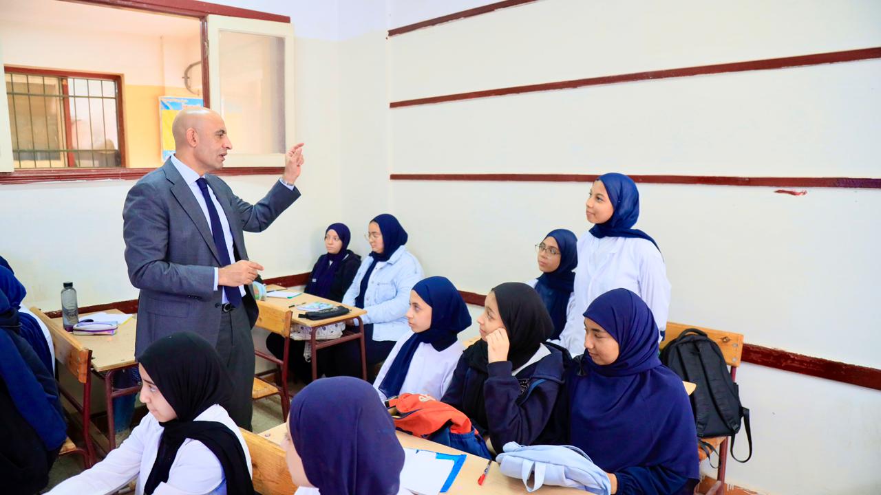 وزير التربية والتعليم يزور مدارس سوهاج