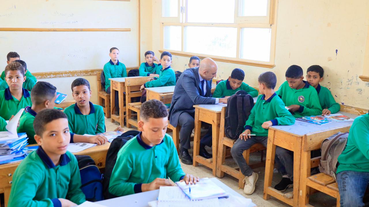 وزير التربية والتعليم يزور مدارس سوهاج
