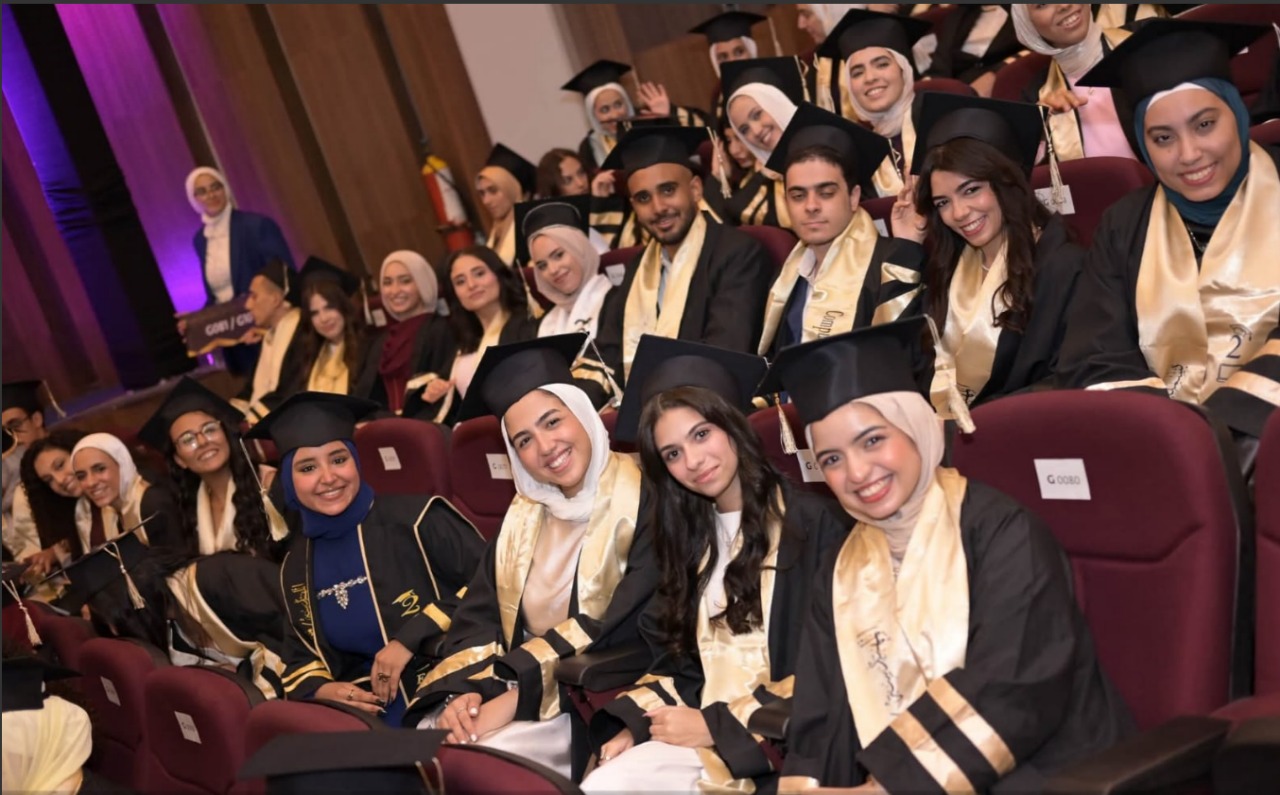 حفل تخريج الدفعة السادسة والعشرين لكلية الحاسبات والمعلومات بجامعة عين شمس