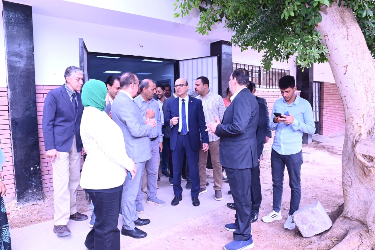 جامعة أسيوط تدشن طفرة تطويرية بالمستشفى الجامعي الرئيسي