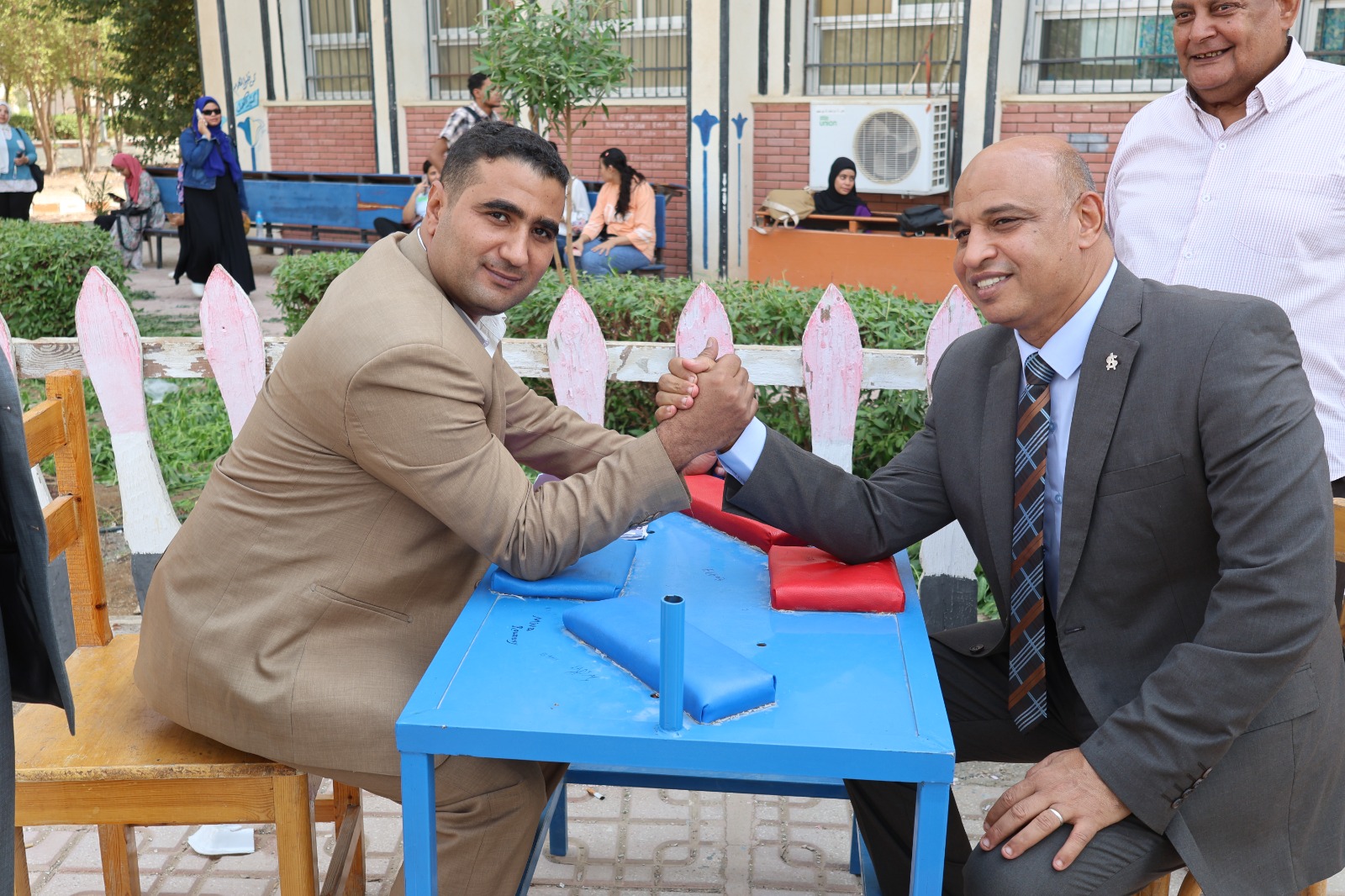 جامعة قنا تطلق مبادرة 100 يوم رياضة لتعزيز الأنشطة الطلابية