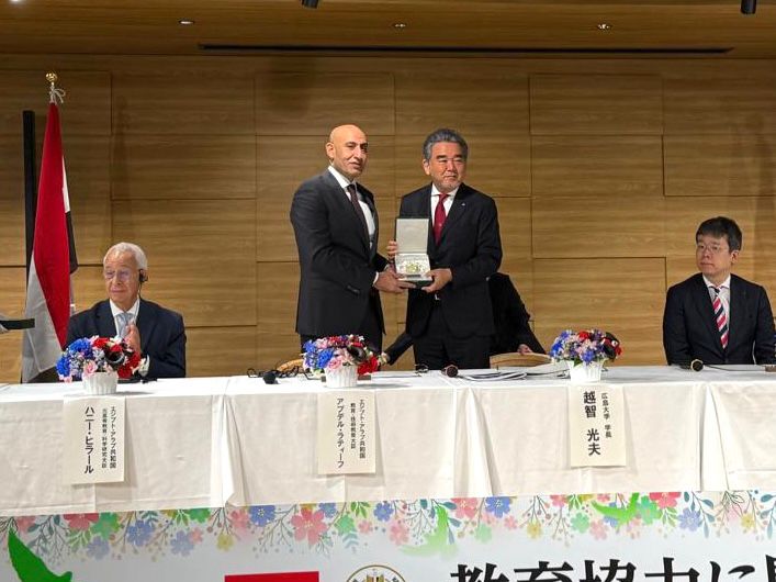 وزير التربية والتعليم يعقد شراكة تاريخية مع جامعة هيروشيما ومؤسسة 