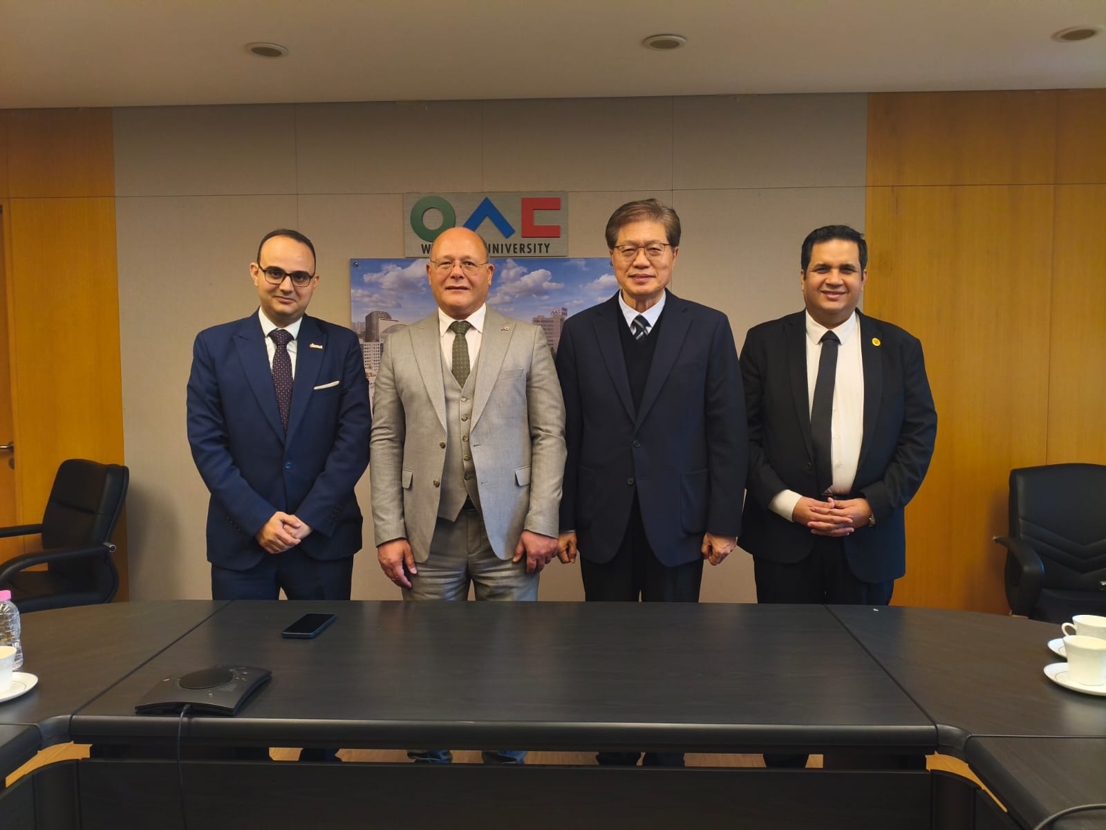 جامعة سوهاج تعزز حضورها الدولي في ملتقى QS آسيا والمحيط الهادئ 2025