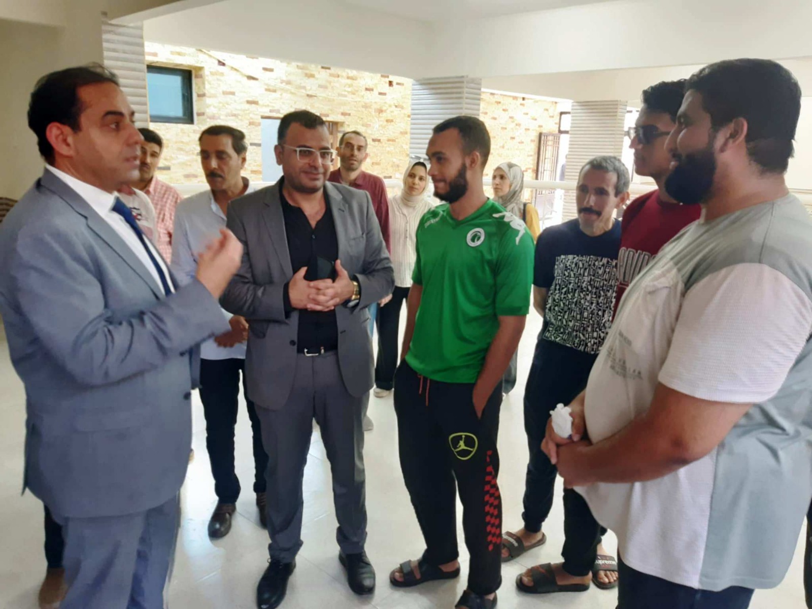 جولة ميدانية لرئيس جامعة بورسعيد لتعزيز جودة المدن الجامعية