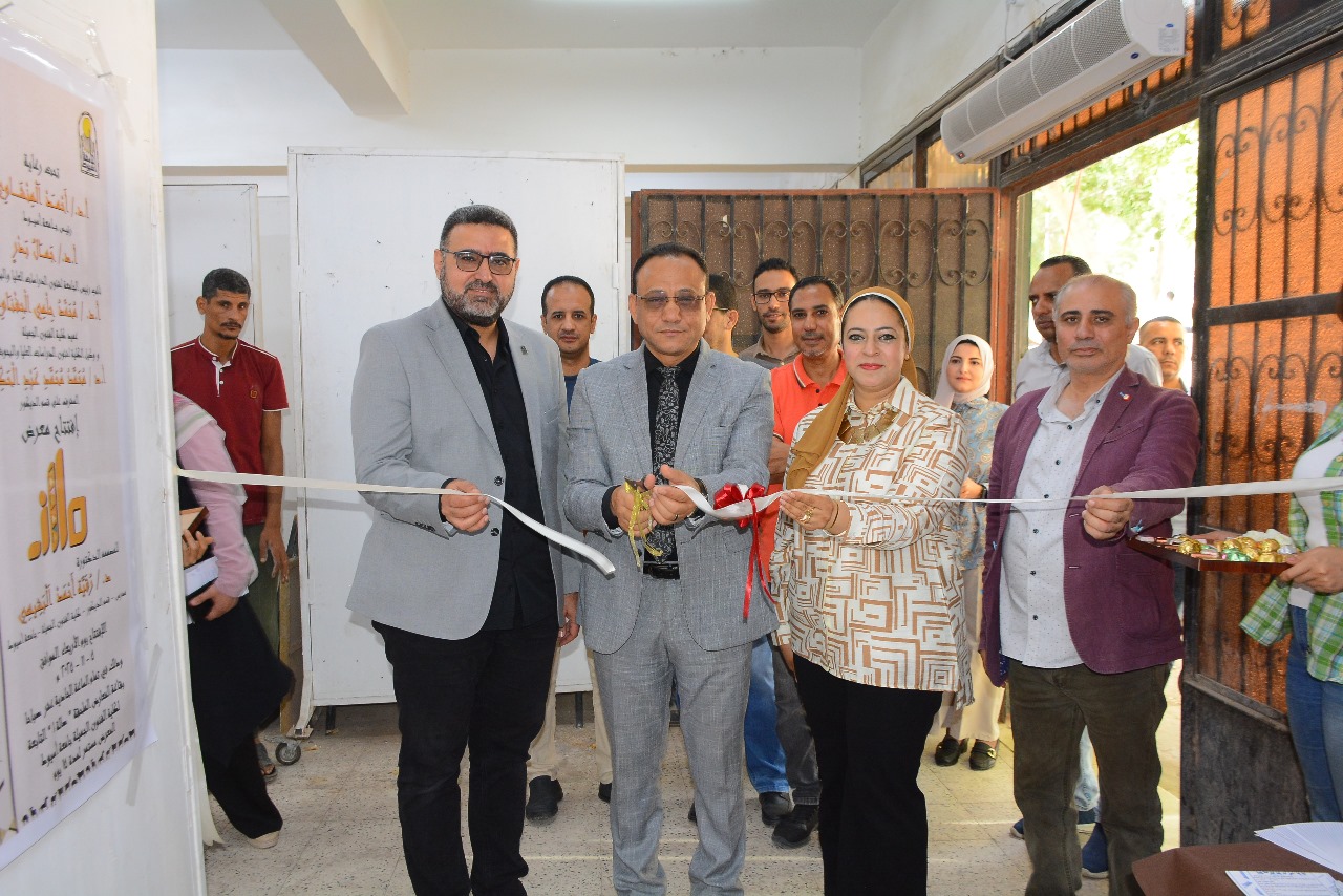 معرض فني يجسد الرحمة بالحيوان في كلية الفنون الجميلة بجامعة أسيوط