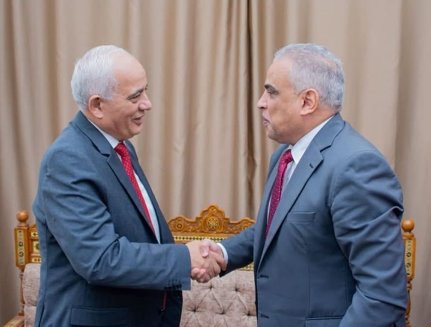 الدكتور محمد حسين محمود رئيس جامعة طنطا والدكتور رضا حجازي رئيس جامعة الريادة