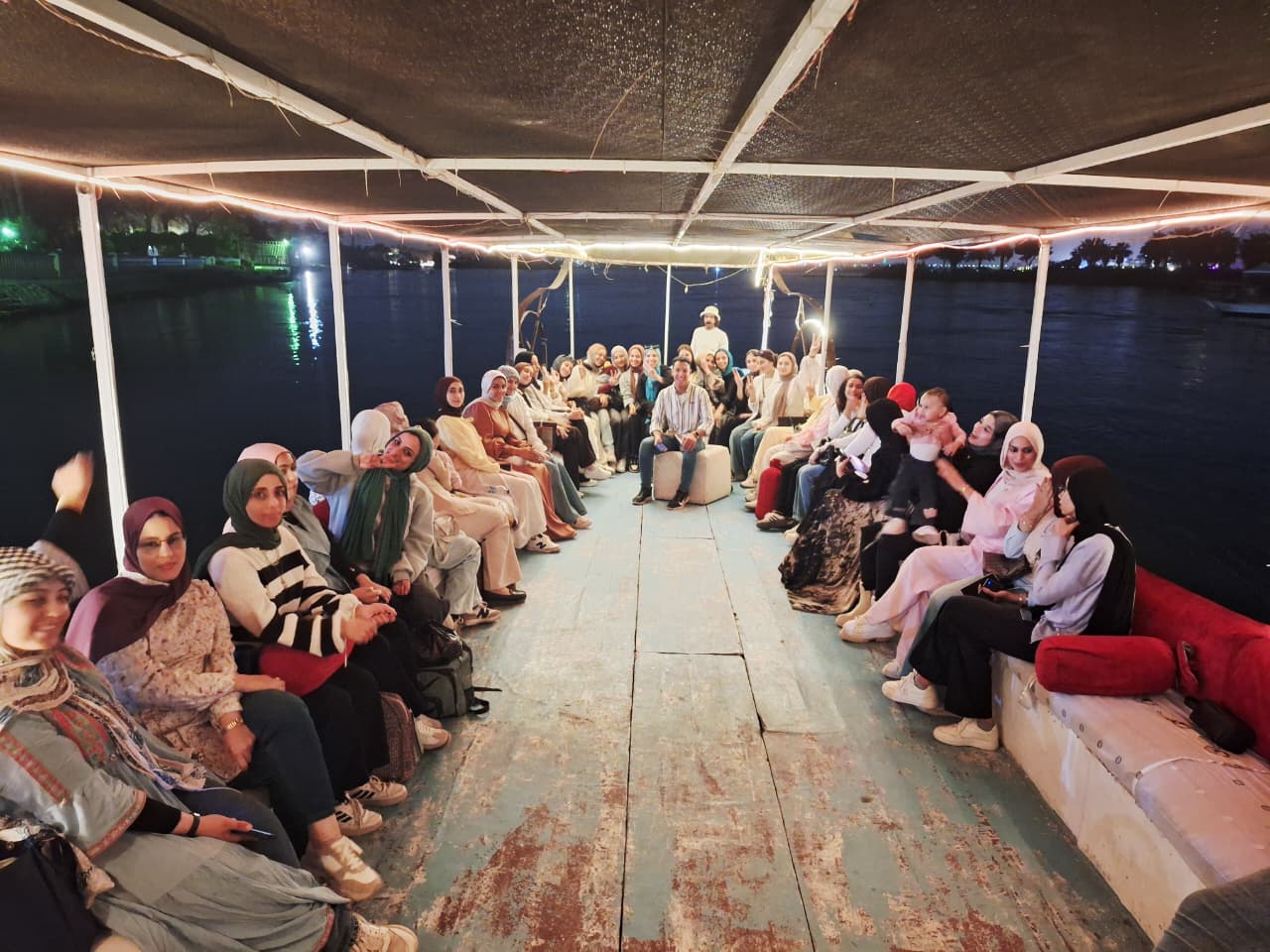 جامعة السادات تنظم رحلة ثقافية مميزة للمتحف المصري الكبير والأهرامات