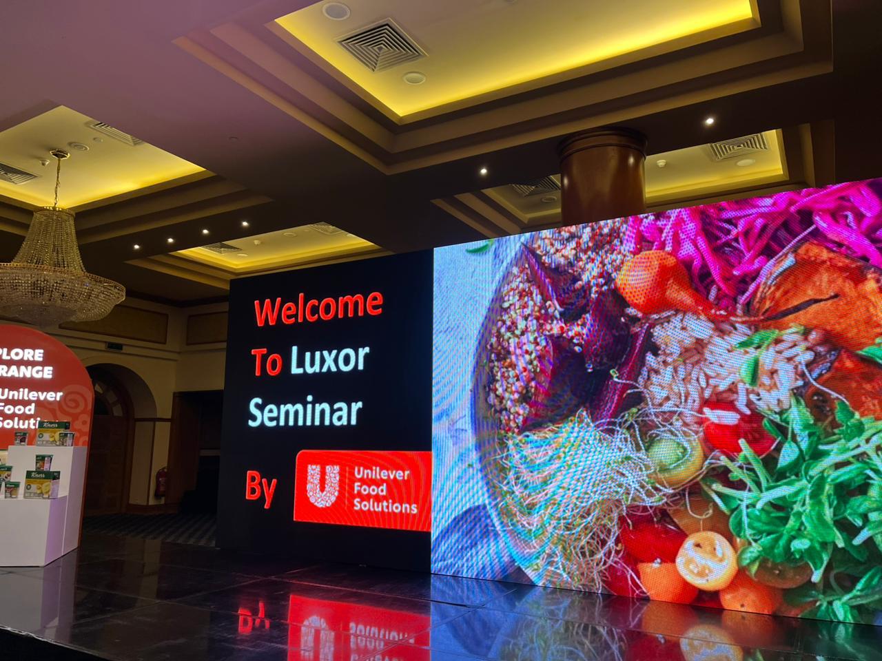 رئيس جامعة الأقصر تفتتح ندوة عرض الرواد لفنون الطبخ العالمي