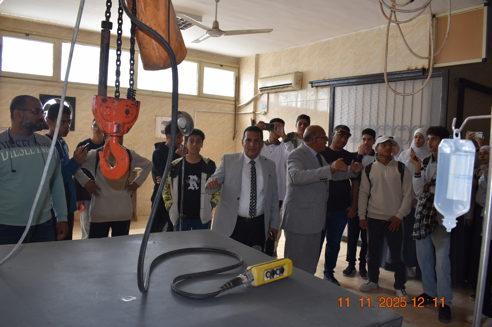 طلاب مدرسة الزيتون يكتشفون أسرار الطب البيطري في جامعة مدينة السادات