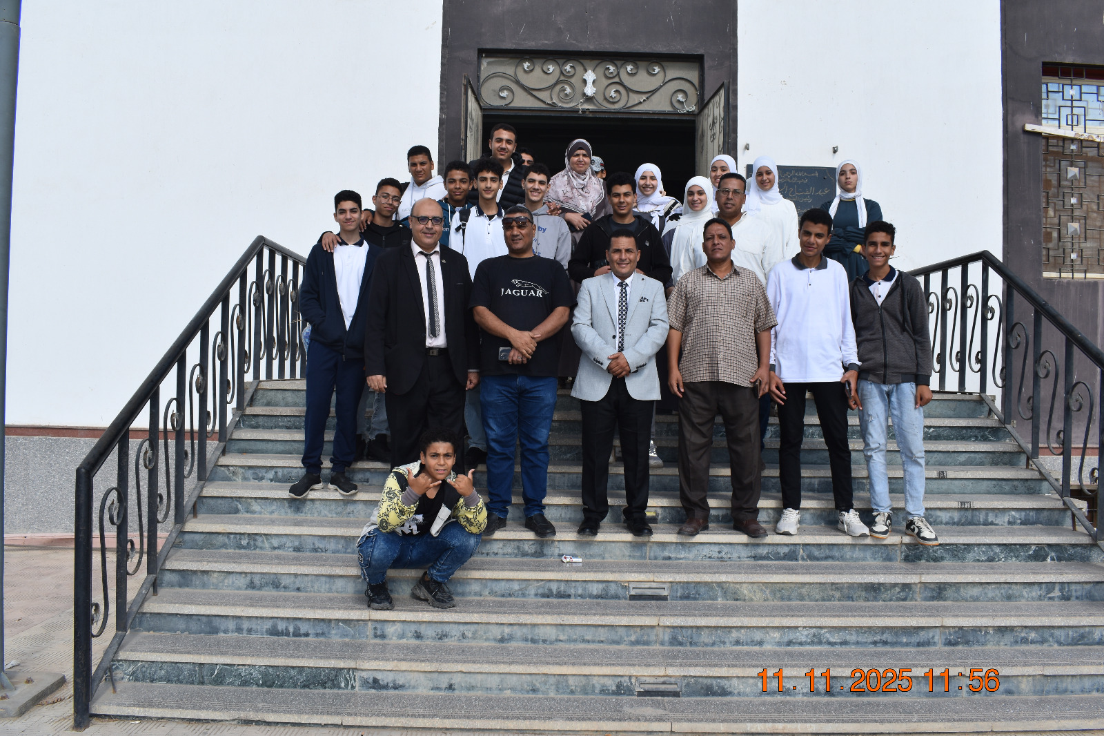 طلاب مدرسة الزيتون يكتشفون أسرار الطب البيطري في جامعة مدينة السادات