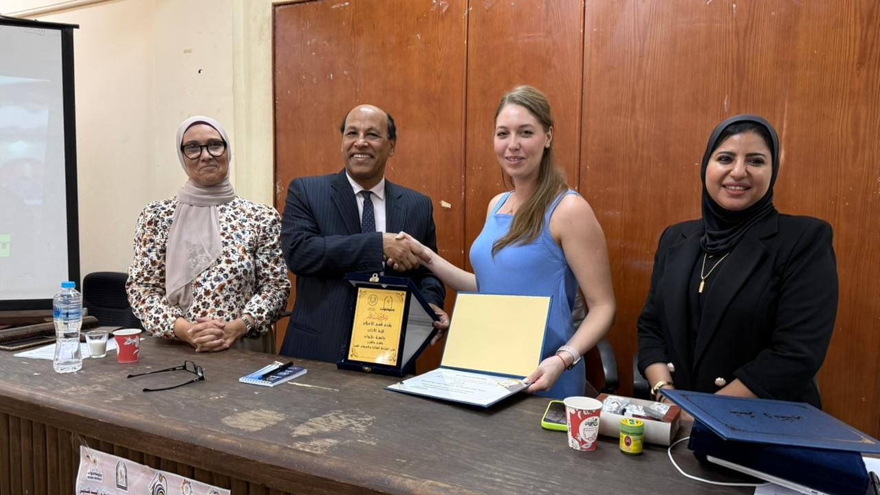 جامعة حلوان تنظم سلسلة ورش تجريبية تدريبية جديدة بالشراكة مع قناة روسيا اليوم