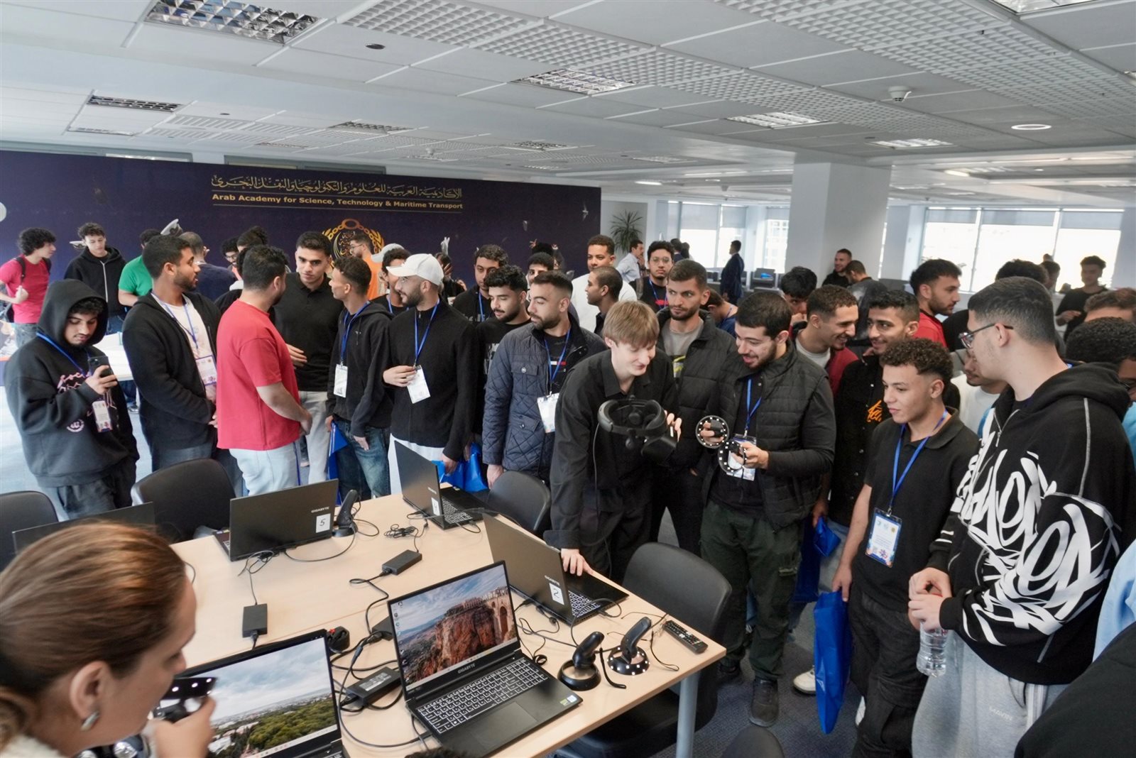 الأكاديمية العربية للعلوم والتكنولوجيا تطلق أسبوع الروبوتات بالشراكة مع جامعة روسية