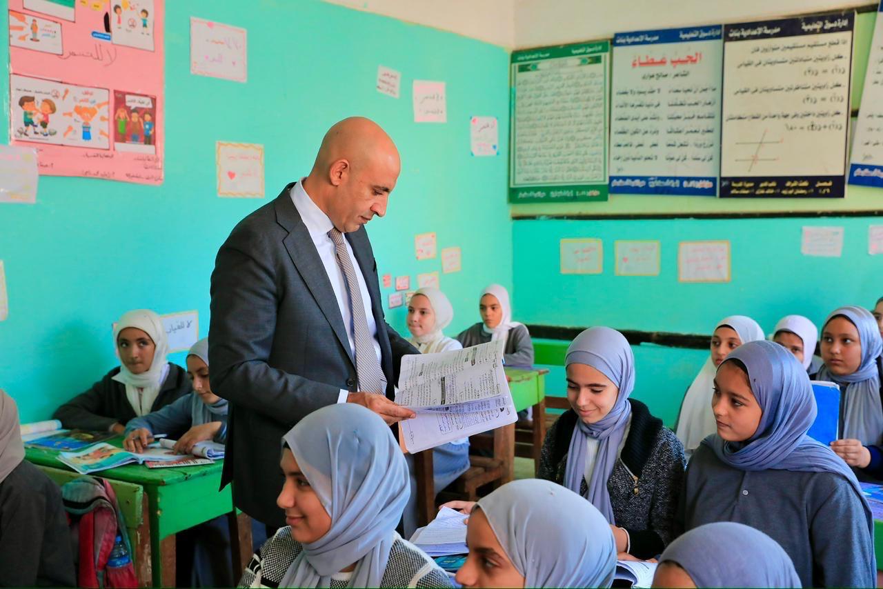 جولة مفاجئة لوزير التربية والتعليم فى&nbsp;مدارس كفر الشيخ