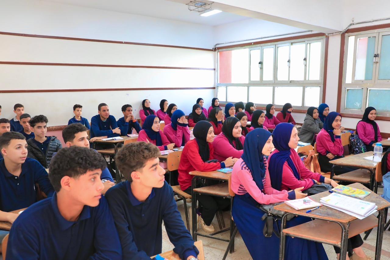 جولة مفاجئة لوزير التربية والتعليم فى&nbsp;مدارس كفر الشيخ