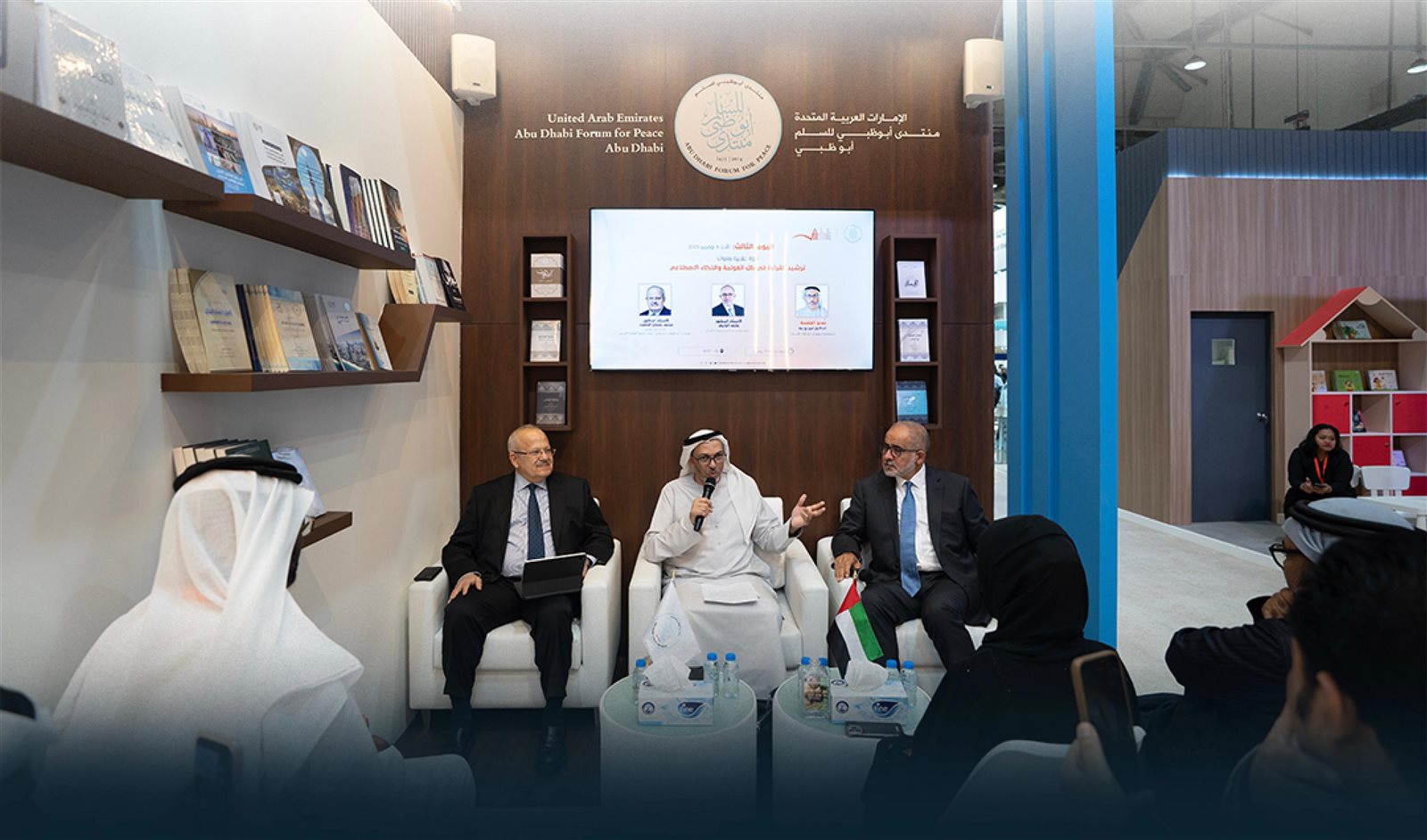 د. الخشت يشدد على القراءة لمواجهة التطرف في معرض الشارقة الدولي للكتاب