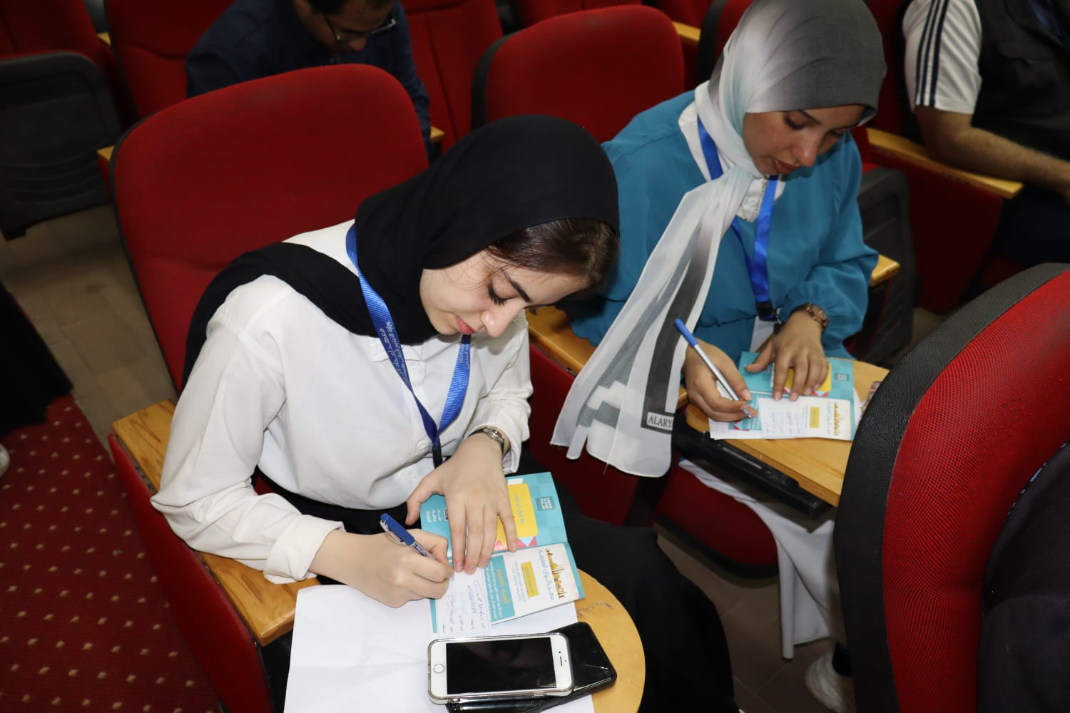 معهد إعداد القادة يستضيف طارق الإبياري في فعاليات الدائرة المستديرة