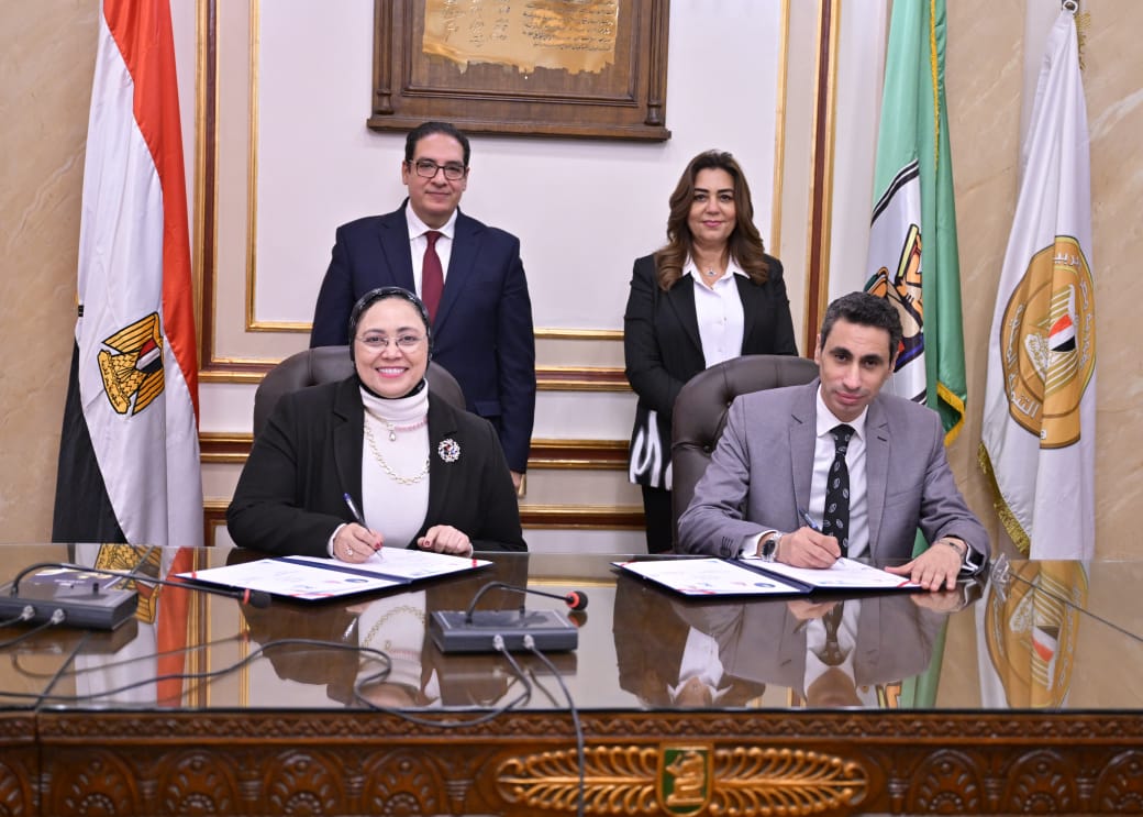 جامعة القاهرة تطلق شراكة استراتيجية لتطوير برامج تدريب الإدارة المحلية