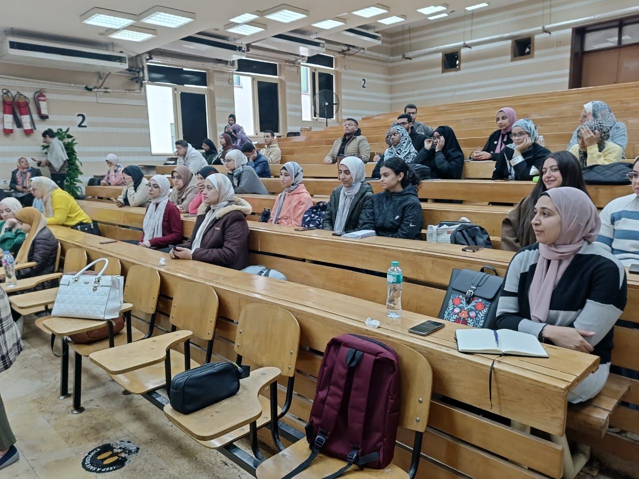 جامعة عين شمس تطلق ورشة جاهزية لسوق العمل لطلاب طب الأسنان