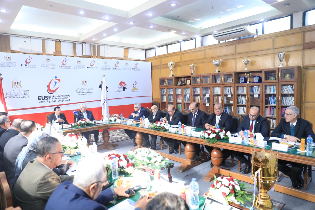 وزير التعليم العالى يقود تطوير الرياضة الجامعية واكتشاف المواهب الطلابية