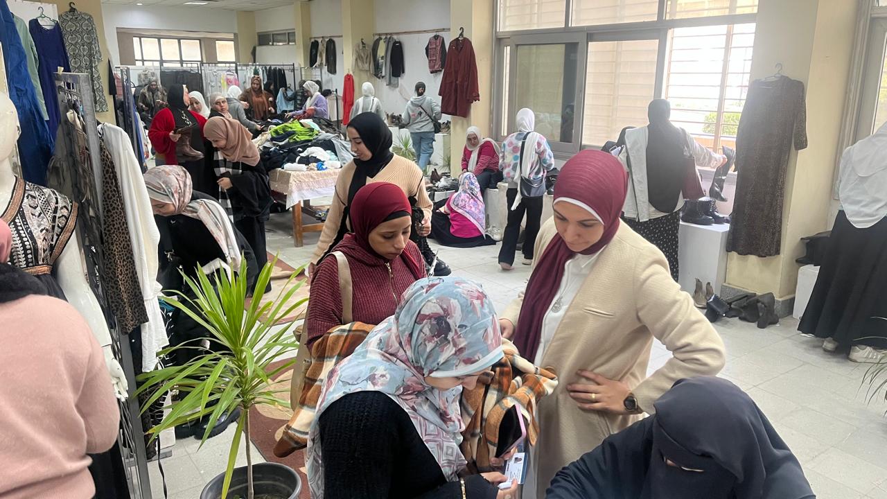 جامعة العاصمة تطلق معرضًا خيريًا لدعم طلابها