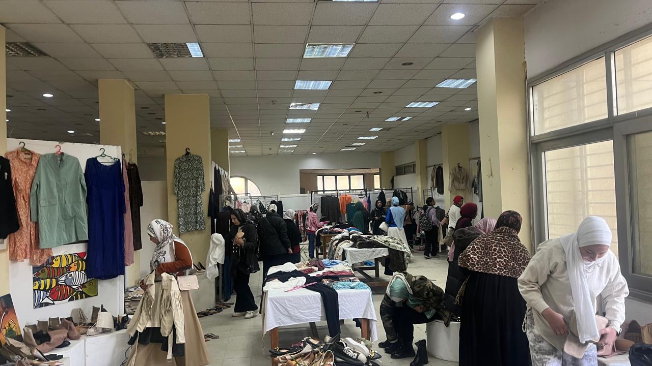 جامعة العاصمة تطلق معرضًا خيريًا لدعم طلابها
