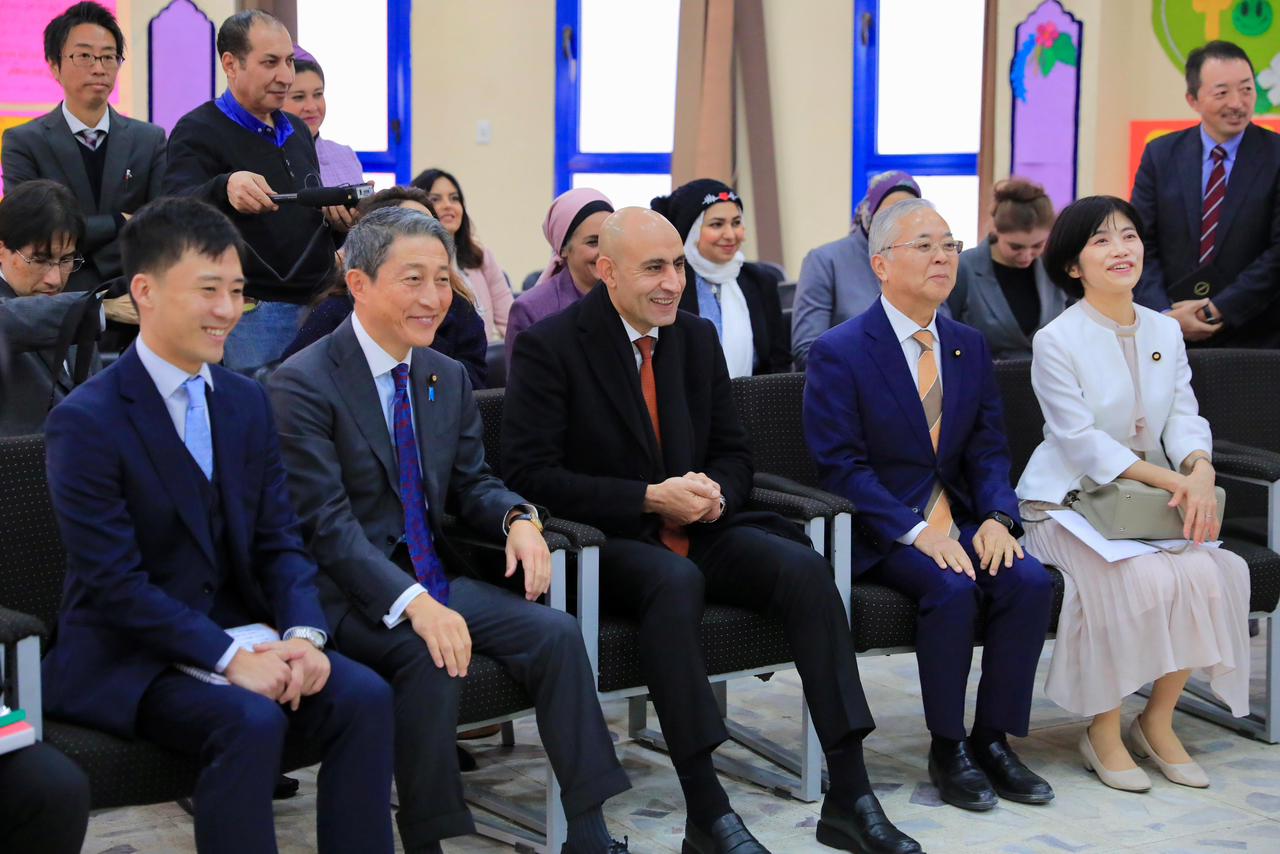 وزير التربية والتعليم يصطحب وفدا من البرلمان الياباني في زيارة للمدرسة المصرية اليابانية بمدينة العبور 