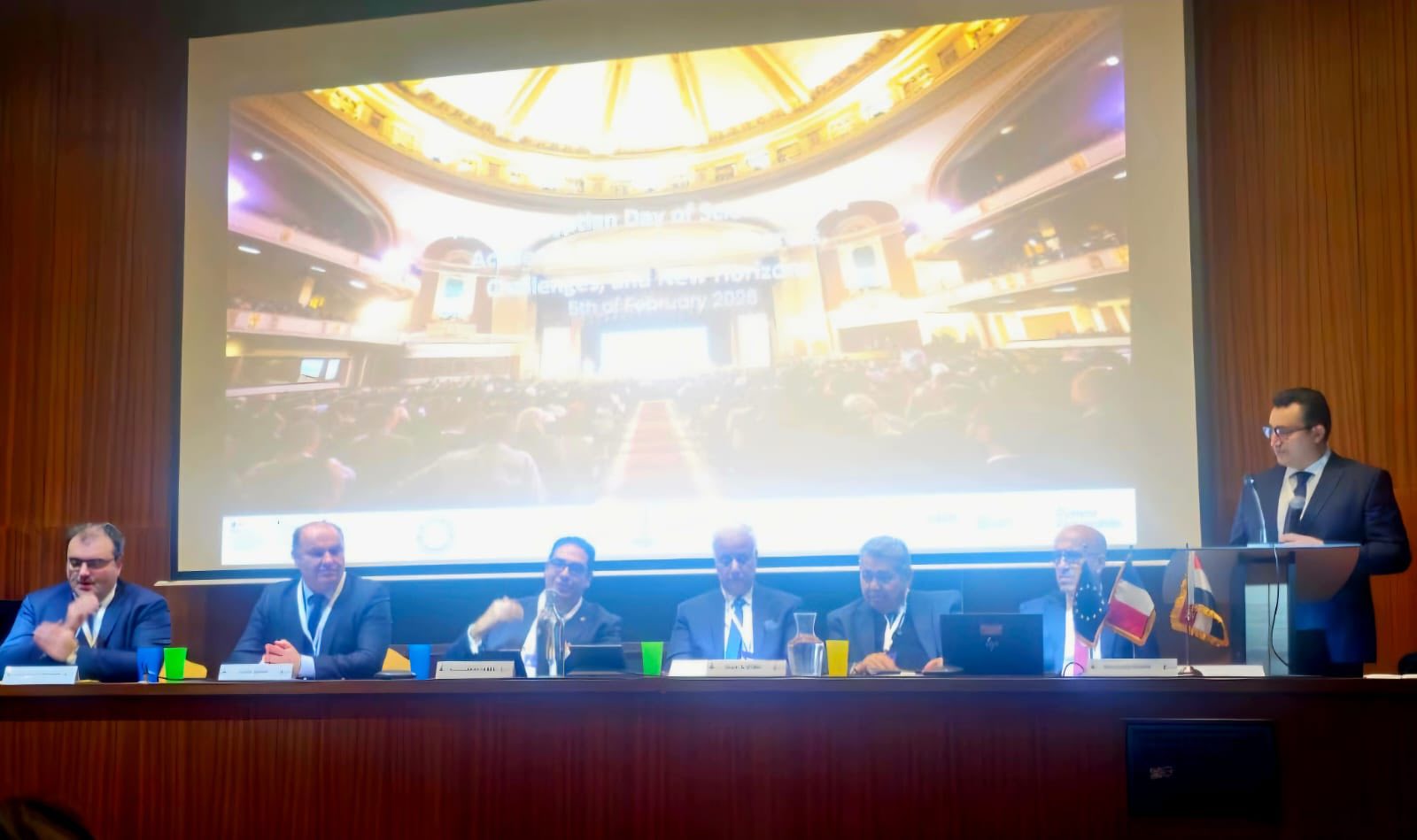 رئيس جامعة القاهرة يشارك في فعاليات اليوم المصري–الفرنسي للتعاون العلمي والأكاديمي بجامعة CY Cergy بالعاصمة الفرنسية باريس