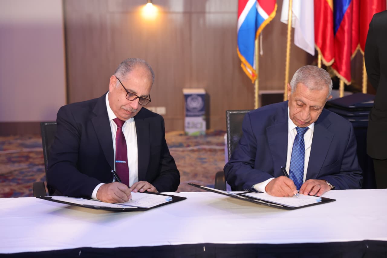 الأكاديمية العربية توقع حزمة اتفاقيات دولية ومحلية لتعزيز التعاون الأكاديمي والتدريبي بمؤتمر «مارلوج 15»