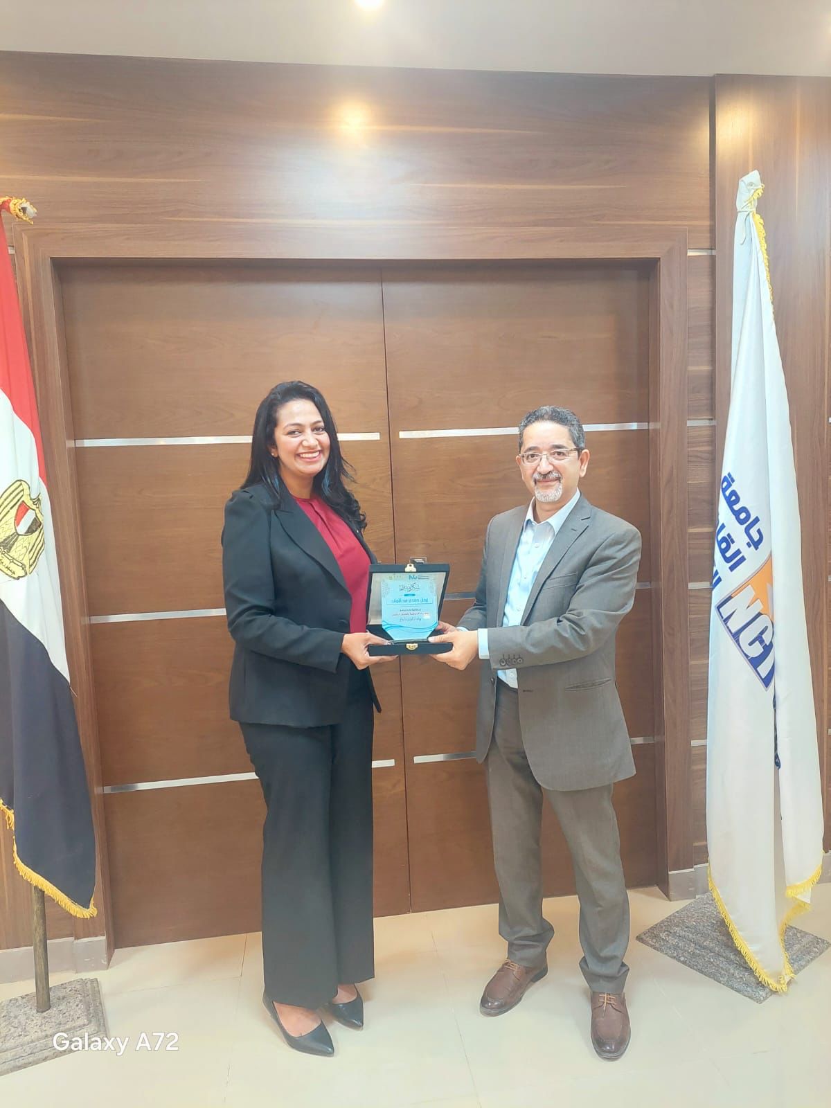 جامعة القاهرة التكنولوجية تصنع قادة الحوكمة الرقمية بتكريم إحدى باحثاتها المتميزات