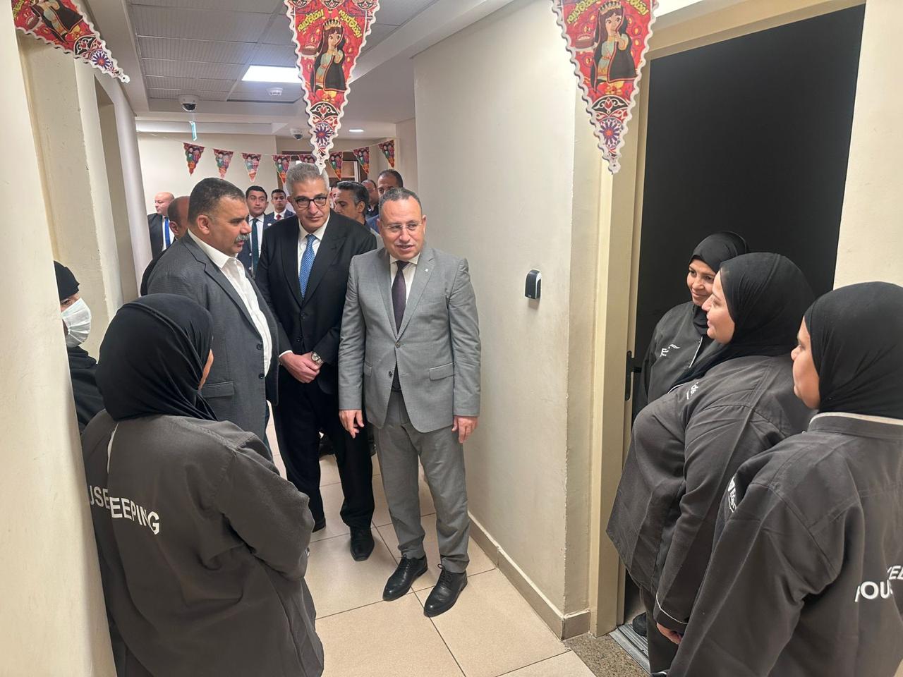 جولة وزير التعليم العالي بالعاصمة الجديدة