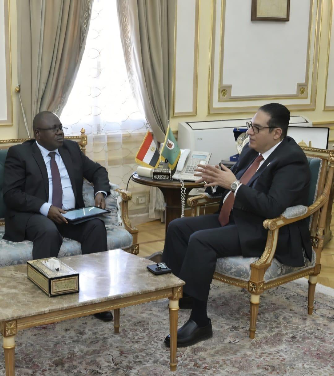 جامعة القاهرة تبحث اليوم توسيع التعاون التعليمي مع زامبيا