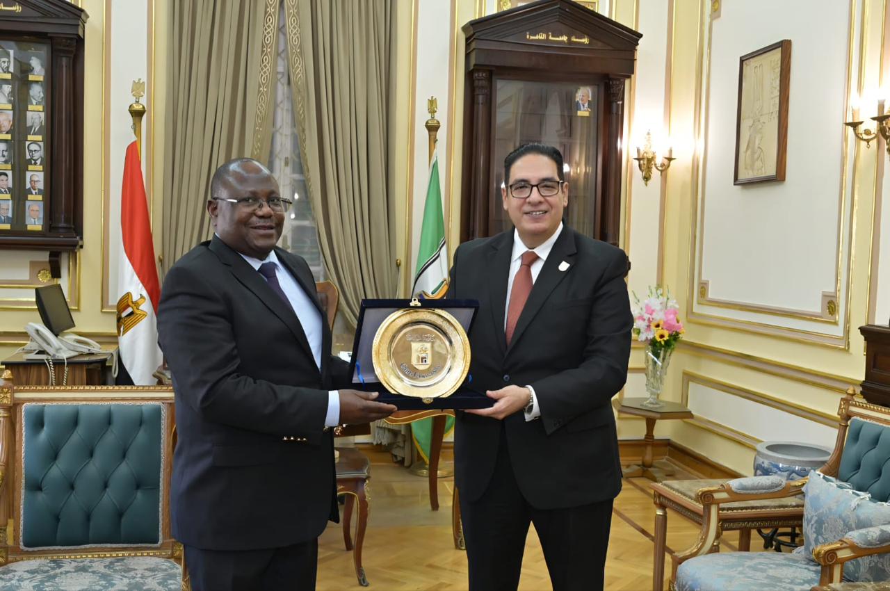 جامعة القاهرة تبحث اليوم توسيع التعاون التعليمي مع زامبيا