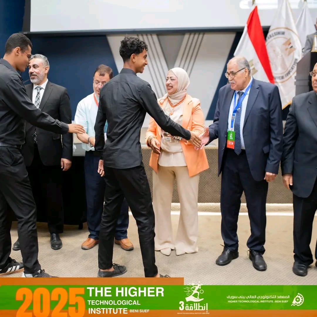 جامعة القاهرة التكنولوجية تكشف عن ابتكار شمسي مصري جديد يخطف الأنظار في تخزين الطاقة الحرارية