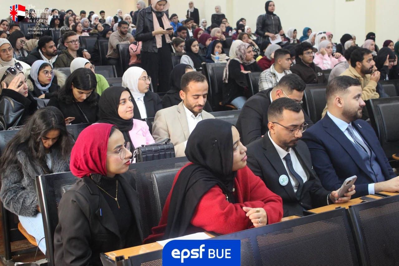 جامعة المنوفية تدعم مهارات طلاب الصيدلة في مؤتمر SOTW