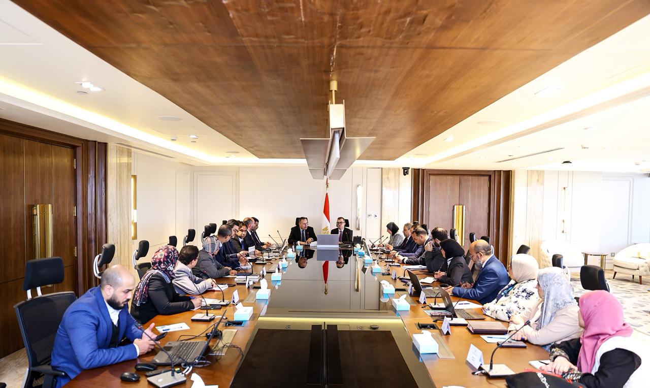 وزير التعليم العالى يكشف خطة الاستثمار الجامعي لتعزيز التنافسية العالمية بمشاركة وزير التخطيط