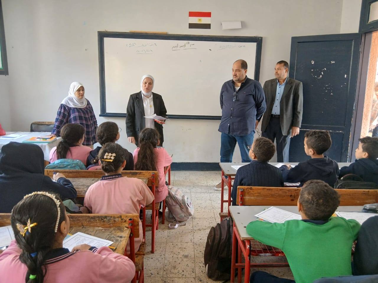 مدير تعليم القاهرة تقوم بجولة مفاجئة لمتابعة انتظام الدراسة والامتحانات