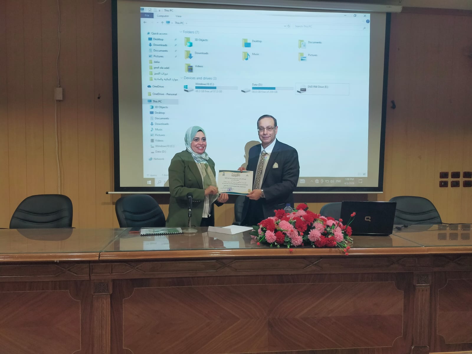 جامعة عين شمس تدشن أسبوع البيئة بندوة حول الاستدامة والتحديات المناخية بكلية الألسن