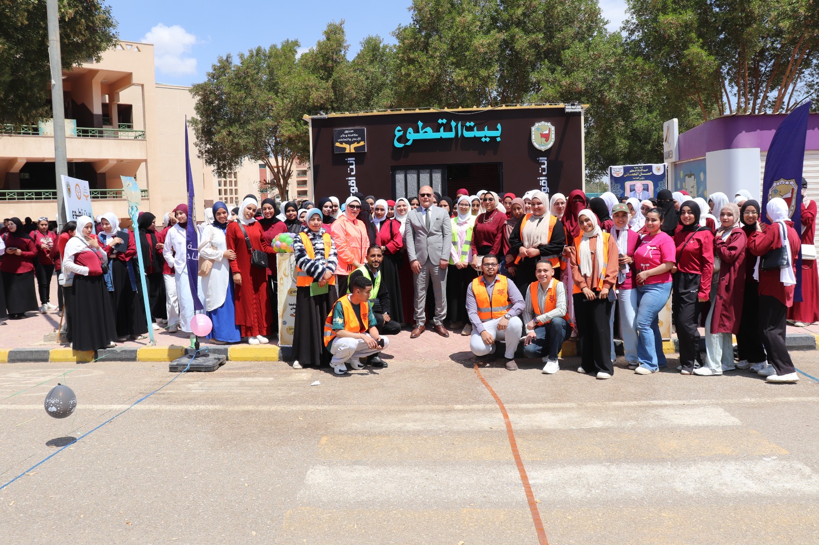 بيت التطوع بجامعة سوهاج منصة لنشر الوعي ضد الإدمان 