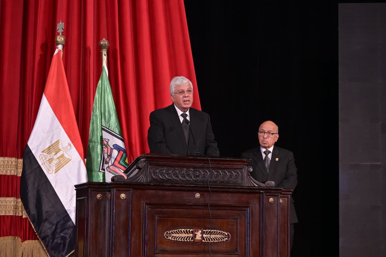 جامعة القاهرة تُحيي ذكرى الدكتور مفيد شهاب في حفل تأبين رسمي