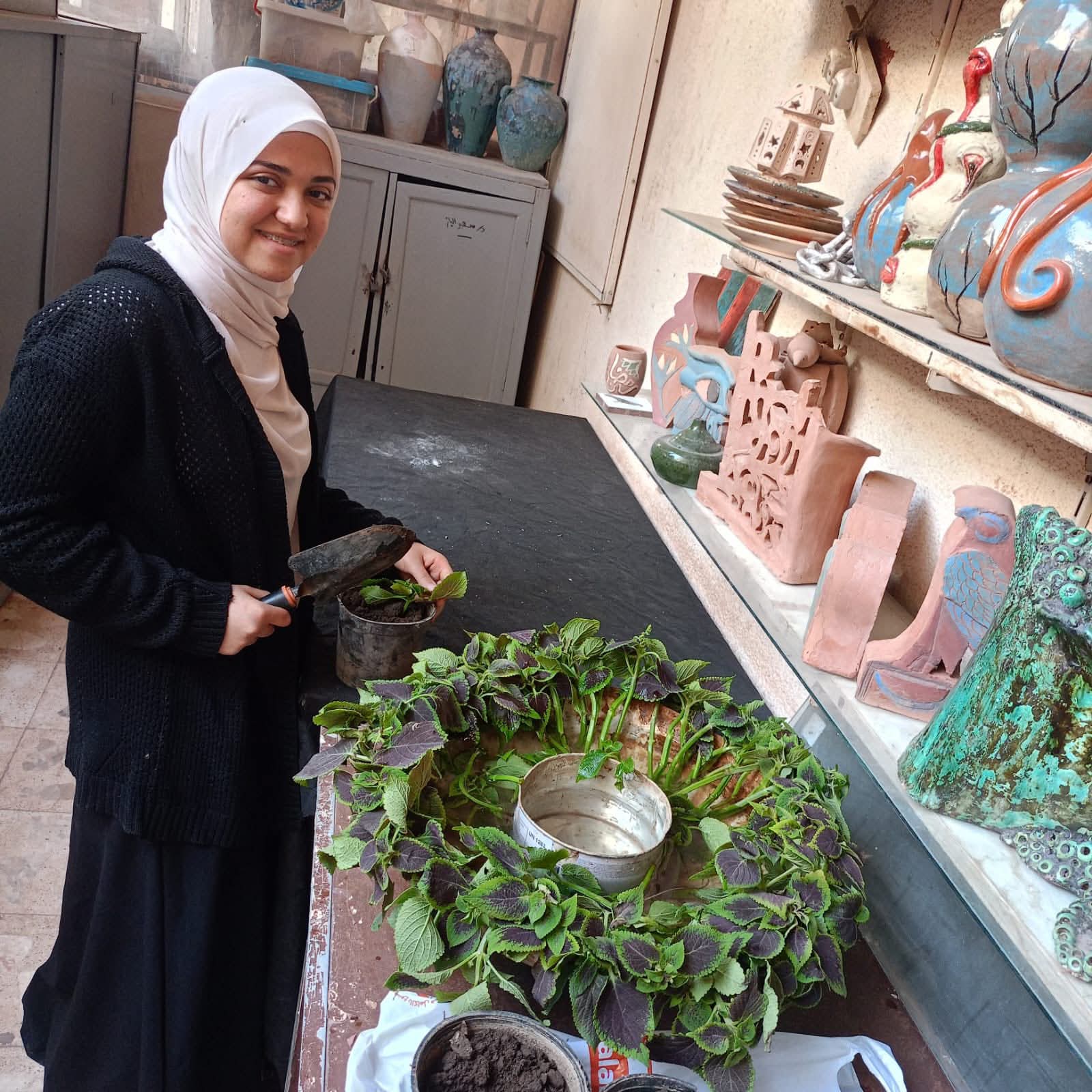 جامعة العاصمة تطلق مبادرة خضراء لتعزيز البيئة الجامعية بروح طلابية مبتكرة