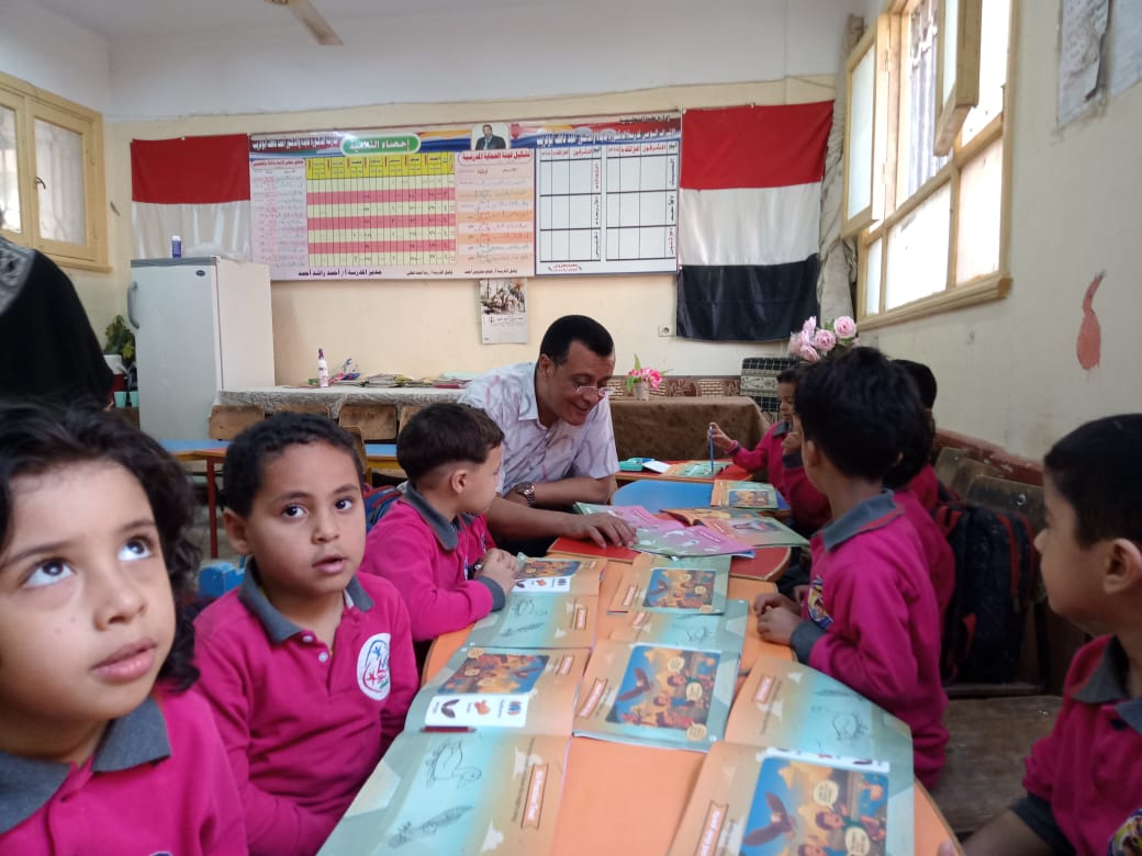 جولة مكوكية لوكيل تعليم سوهاج في طهطا وطما