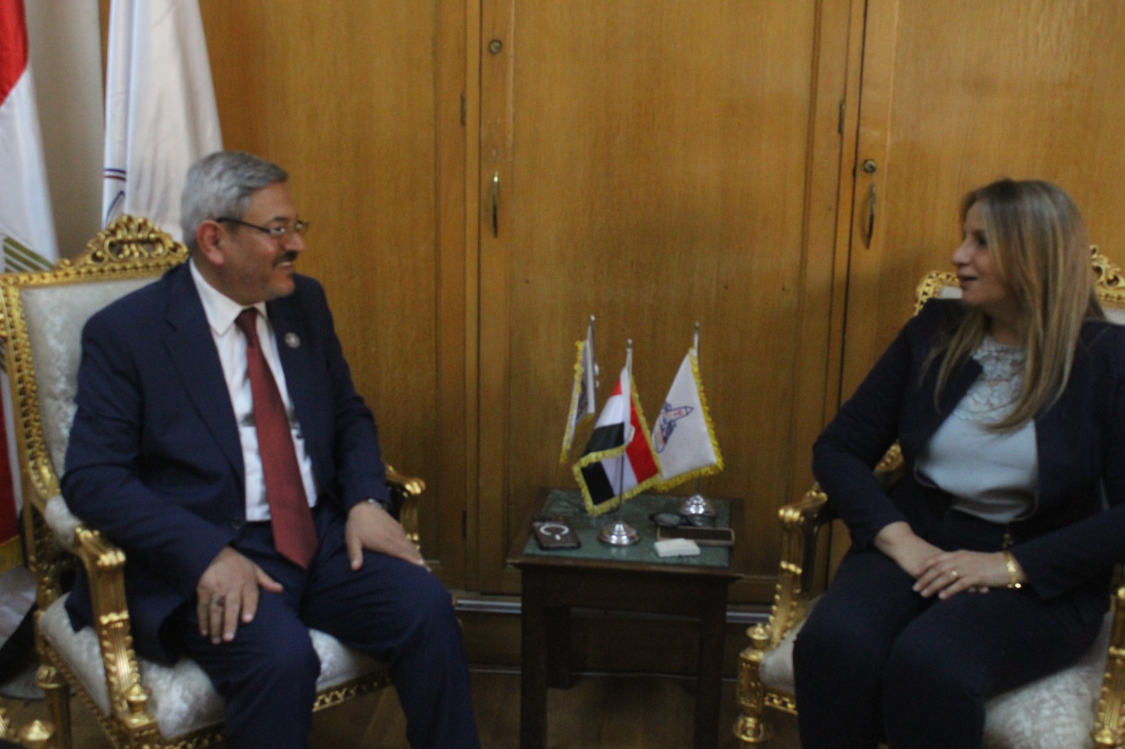 جامعة عين شمس تبحث شراكة أكاديمية مع جامعة الإمام جعفر الصادق IJSU بالعراق