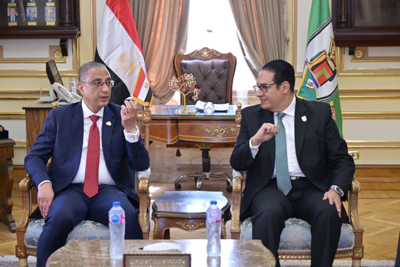 جامعة القاهرة ترسم خريطة تعاون تنموي مع الجيزة وملفات أكاديمية جديدة