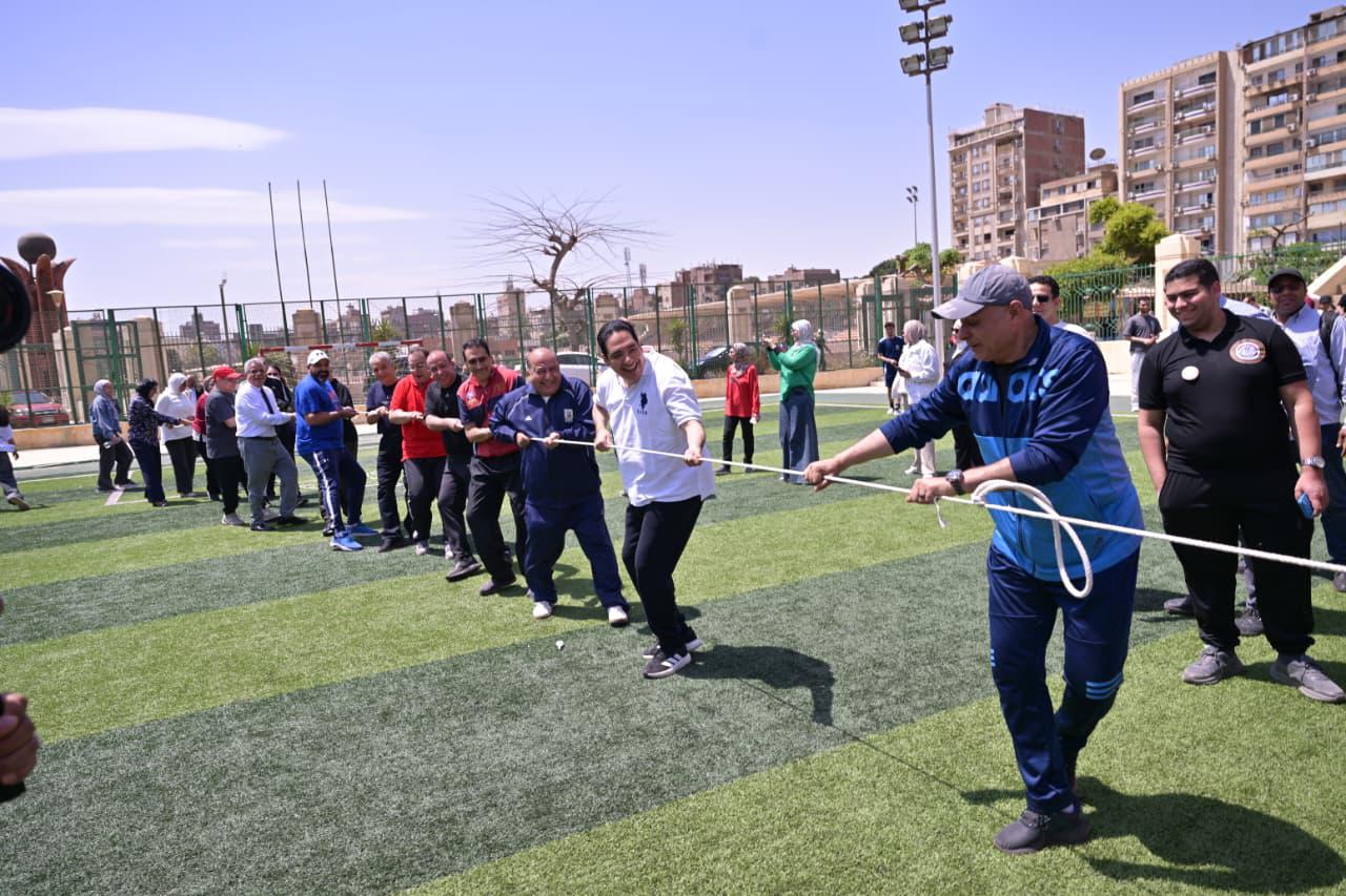 جامعة القاهرة تنظم يومًا رياضيًا مميزًا يشمل الماراثون وأنشطة طلابية متنوعة