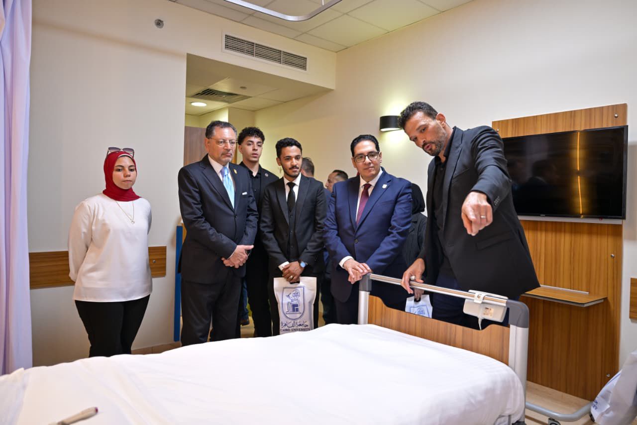 جامعة القاهرة تدعم مستشفى الناس عبر منصة أثر والعمل التطوعي